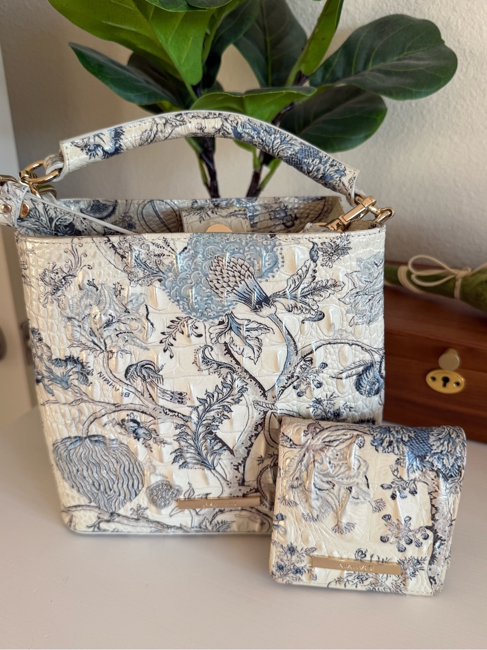Brahmin Mini Amelia Blue Jay Melbourne Leather Bucket Bag Crossbody with wallet
